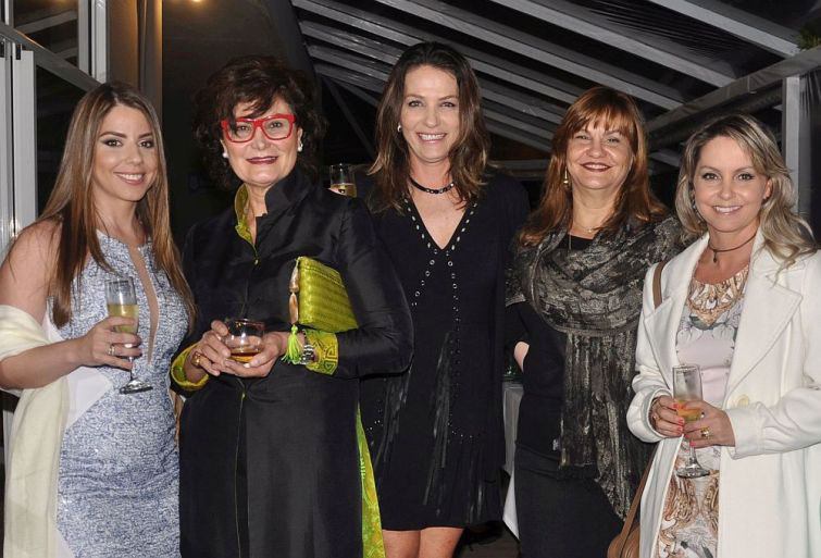 Daniela de Souza Gonçalves, Vera Grace Paranaguá Cunha, Claudia Picolo, Izabel Cristina Marques e Mariana Carvalho Waihrich - Foto: Ana Maria Ferrarini Daniela de Souza Gonçalves, Vera Grace Paranaguá Cunha, Claudia Picolo, Izabel Cristina Marques e Mariana Carvalho Waihrich - Foto: Ana Maria Ferrarini
