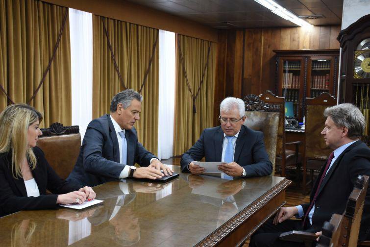 Durval Amaral, Edgar Guimarães, Mady Cristine L. Marchini e Mauro Munhoz - Foto: Bebel Ritzmann Durval Amaral, Edgar Guimarães, Mady Cristine L. Marchini e Mauro Munhoz - Foto: Bebel Ritzmann