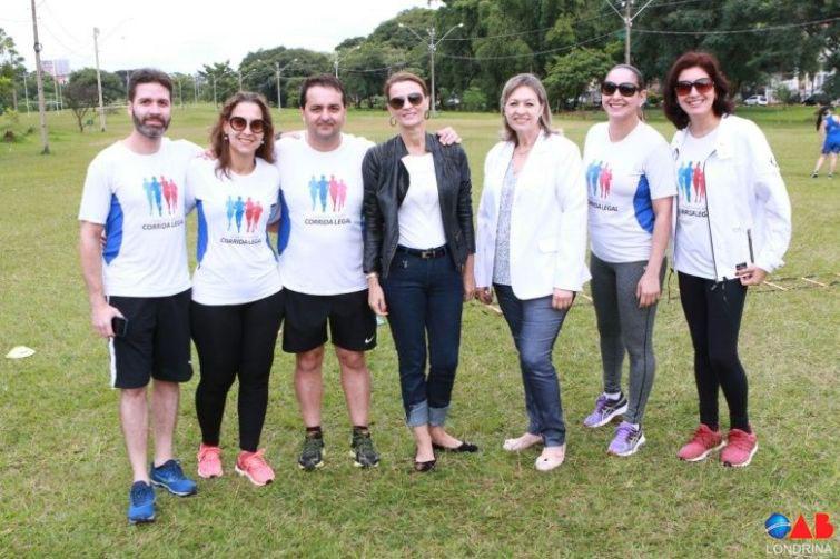 Advogados e diretores da CAA e da Subseção participaram  da ação em Londrina - Foto: Divulgação