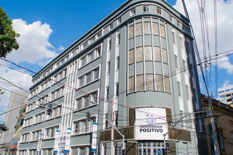 Em Curitiba, aulas acontecem na unidade Santos Andrade - Foto: Divulgação Em Curitiba, aulas acontecem na unidade Santos Andrade - Foto: Divulgação