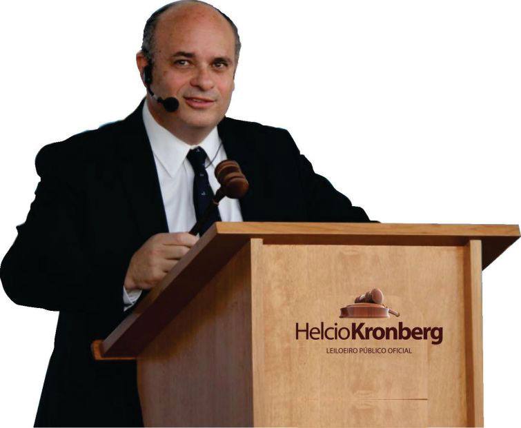 Helcio Kronberg fará o leilão das obras de arte - Foto: Divulgação Helcio Kronberg fará o leilão das obras de arte - Foto: Divulgação