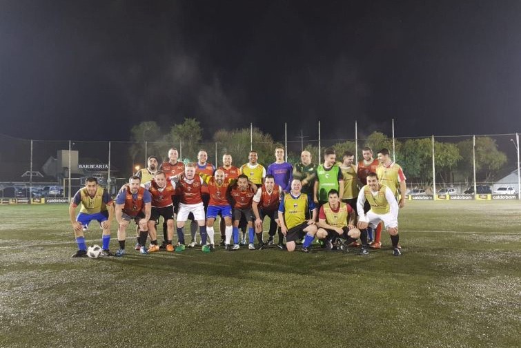 Interessados em participar do Fut11 Legal, no campo do Trieste, devem se inscrever pelo site da CAA/PR no dia de jogo - Foto: Divulgação Interessados em participar do Fut11 Legal, no campo do Trieste, devem se inscrever pelo site da CAA/PR no dia de jogo - Foto: Divulgação