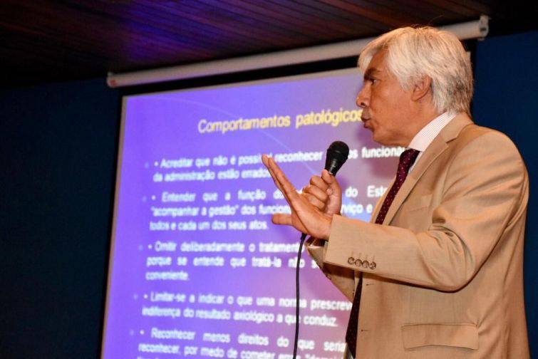 Professor Orlando Javier Moreno, de Buenos Aires - Foto: Bebel Ritzmann Professor Orlando Javier Moreno, de Buenos Aires - Foto: Bebel Ritzmann