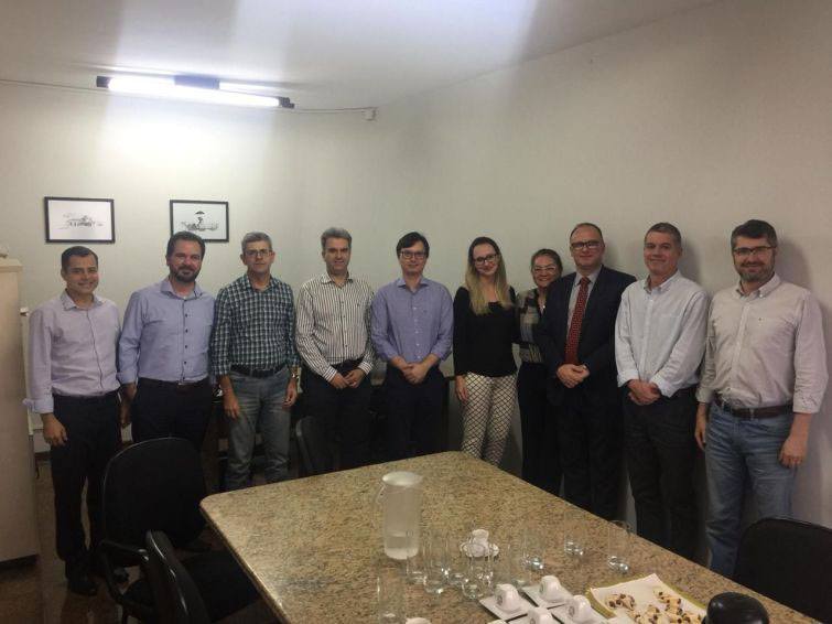 Reunião com os procuradores da Regional de Maringá aconteceu no dia 30 de maio - Foto: Divulgação Reunião com os procuradores da Regional de Maringá aconteceu no dia 30 de maio - Foto: Divulgação