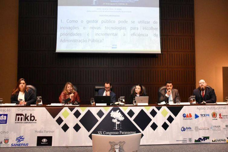 Segundo painel de debates do Congresso - Foto: Bebel Ritzmann Segundo painel de debates do Congresso - Foto: Bebel Ritzmann
