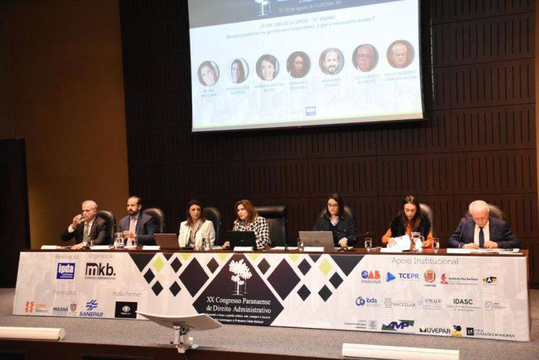 Quinto painel de debates do Congresso - Foto: Bebel Ritzmann Quinto painel de debates do Congresso - Foto: Bebel Ritzmann