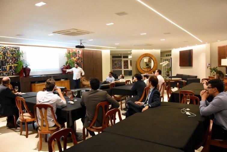 As informações apresentadas têm por objetivo ajudar o investidor a maximizar seus ganhos financeiros e a criar estratégias exclusivas de investimentos - Foto: Divulgação As informações apresentadas têm por objetivo ajudar o investidor a maximizar seus ganhos financeiros e a criar estratégias exclusivas de investimentos - Foto: Divulgação