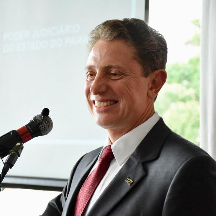 Tarcísio Araújo Kroetz, presidente do IAP - Instituto dos Advogados do Paraná - Foto: Bebel Ritzmann Tarcísio Araújo Kroetz, presidente do IAP - Instituto dos Advogados do Paraná - Foto: Bebel Ritzmann