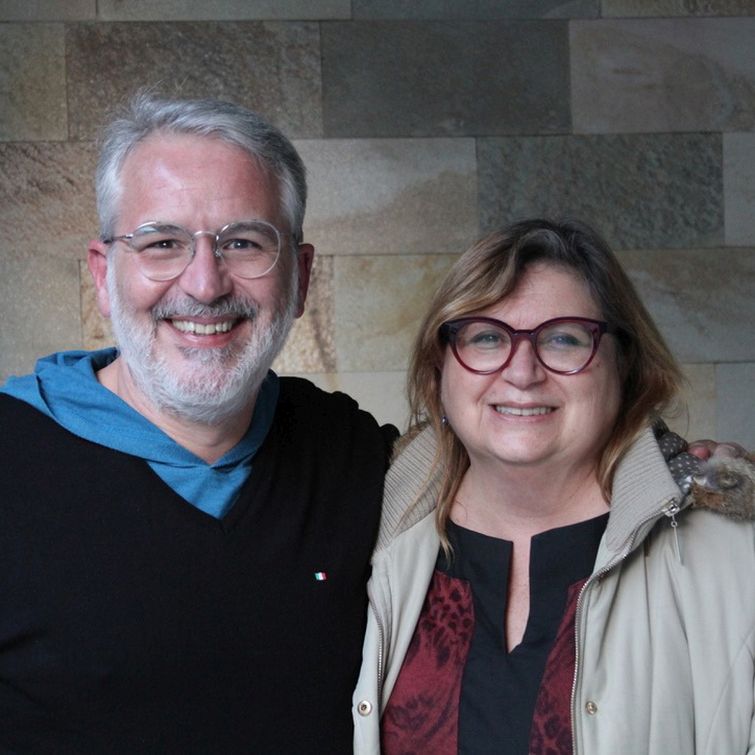 Jornalistas Sérgio Wesley e Mônica Santana - Foto: Divulgação Jornalistas Sérgio Wesley e Mônica Santana - Foto: Divulgação